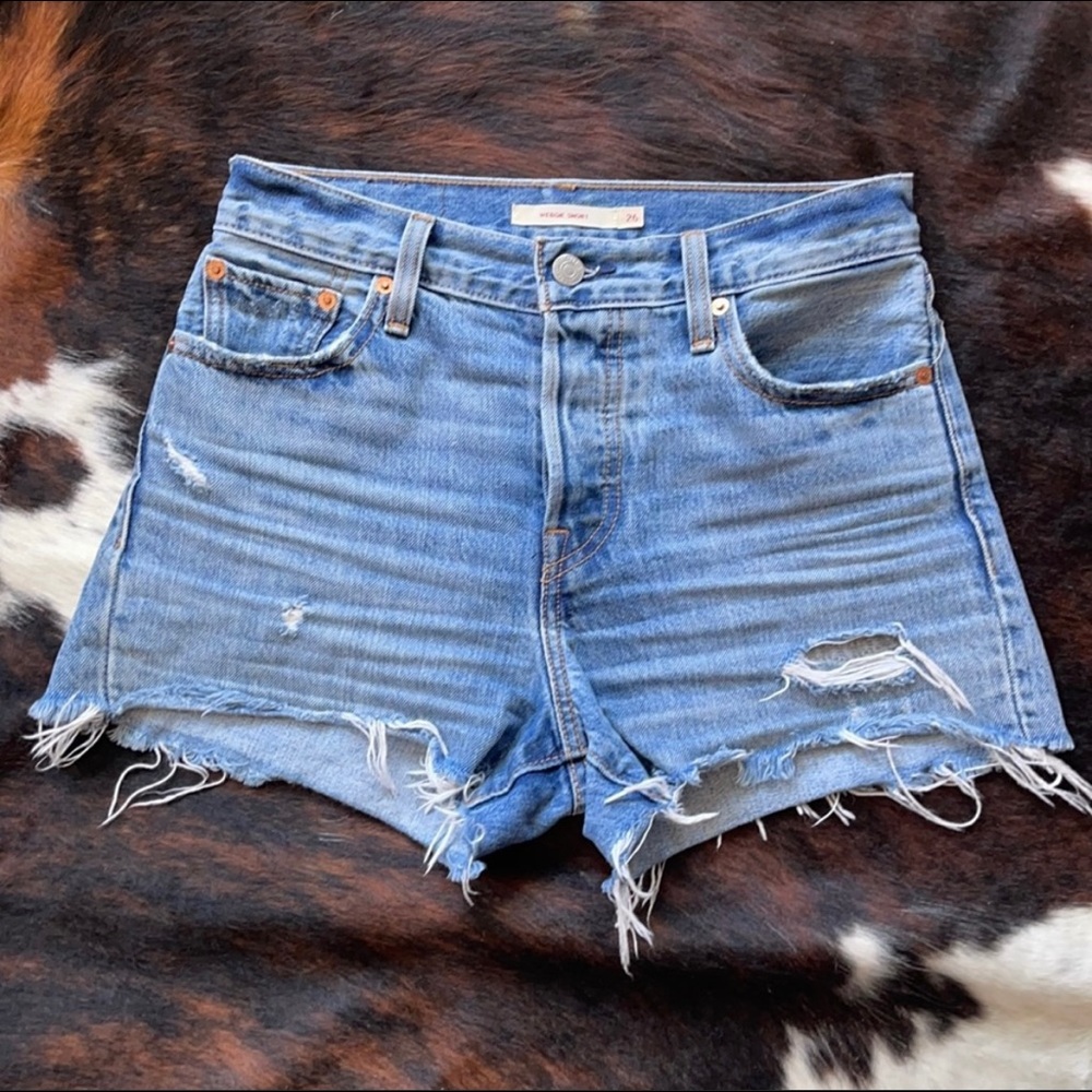 Levi’s high waisted wedgie shorts